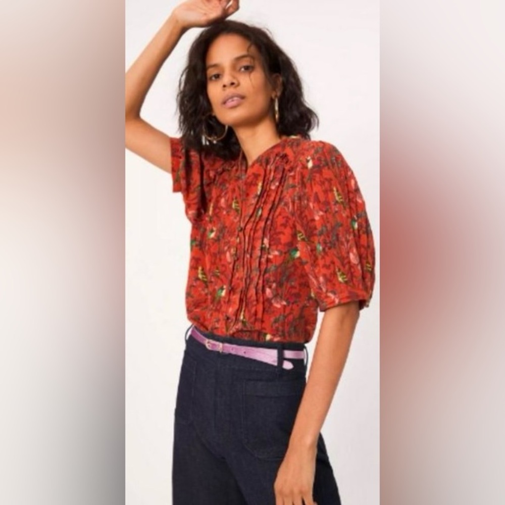 Anthropologie Maeve Liliana Pleated Jungle Parrot Print Top